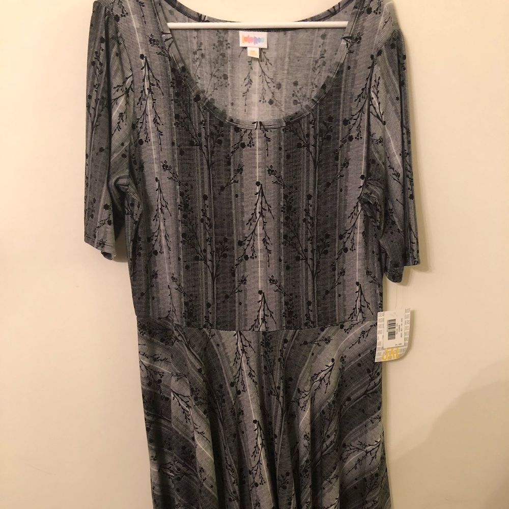 Nicole 3xl Noir and Blanc!